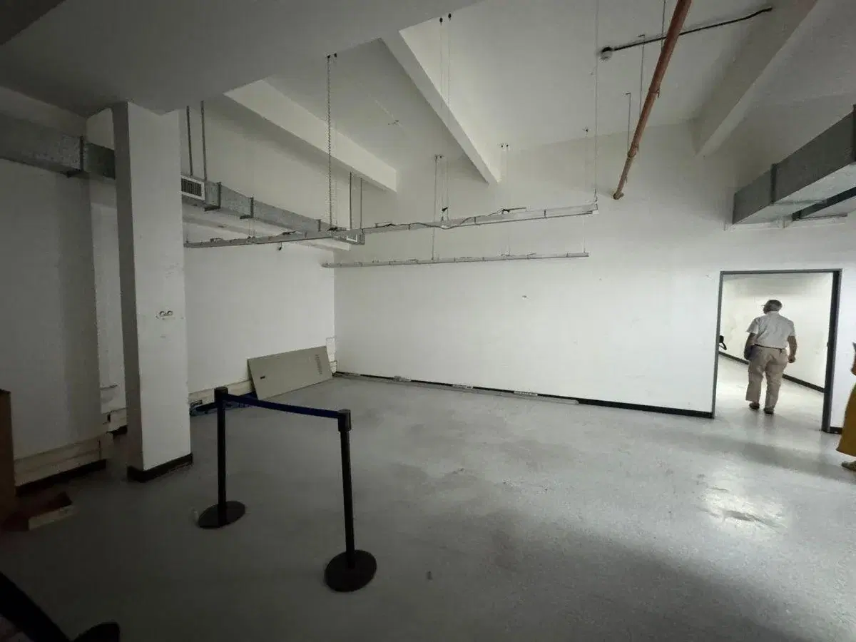 Local En Venta | 731 m2 | Microcentro 8