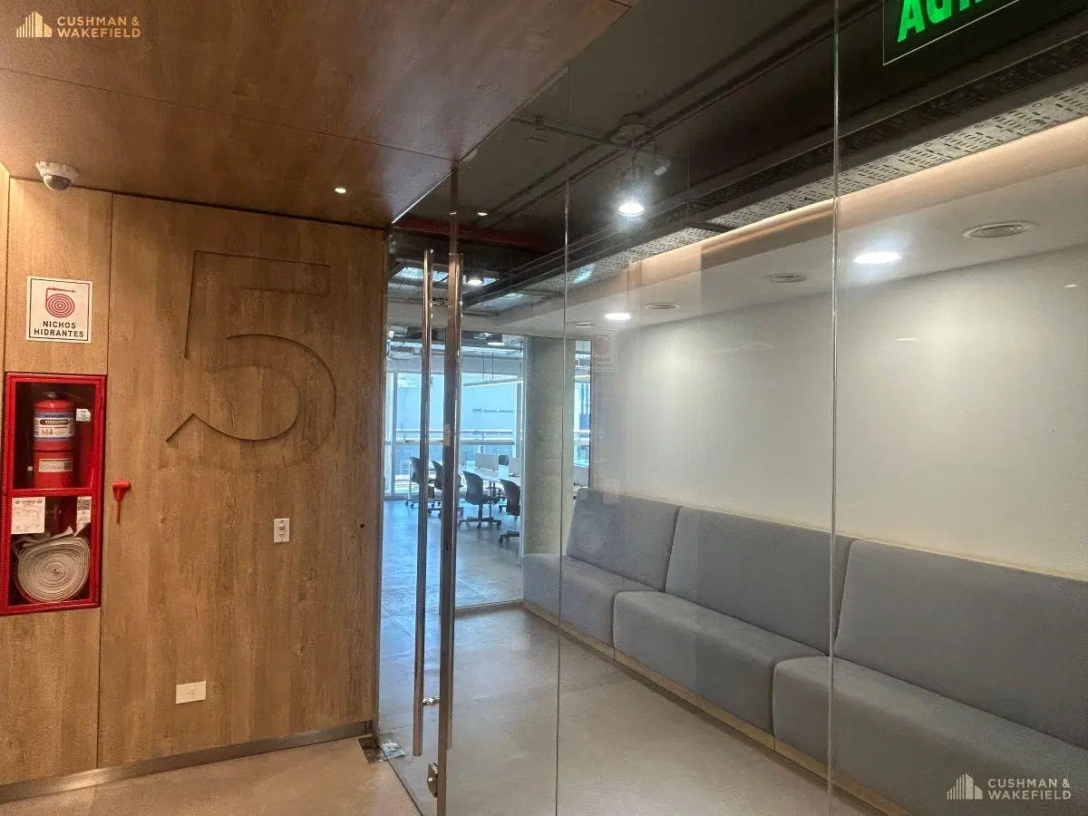 Oficina Totalmente amoblada | 540 m² | Office 3 4