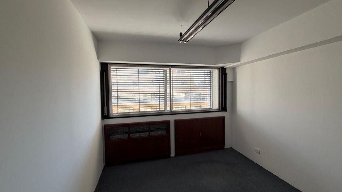 Foto de Oficina en venta | Av. Julio A. Roca 620 | 244 m² | Microcentro, imagen 4