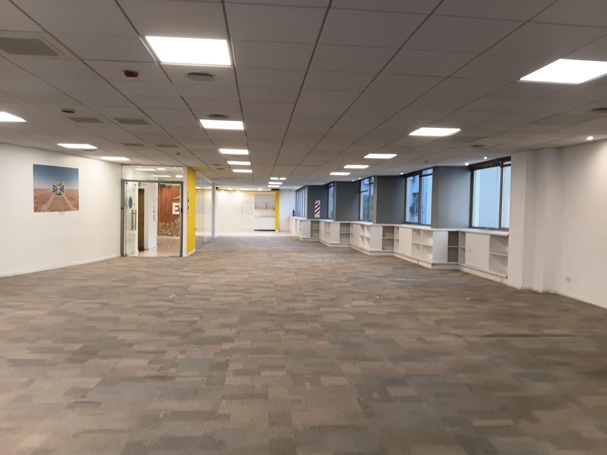 Foto de Oficina de 584 m² en Alquiler | Microcentro | 25 de Mayo 476, imagen 4