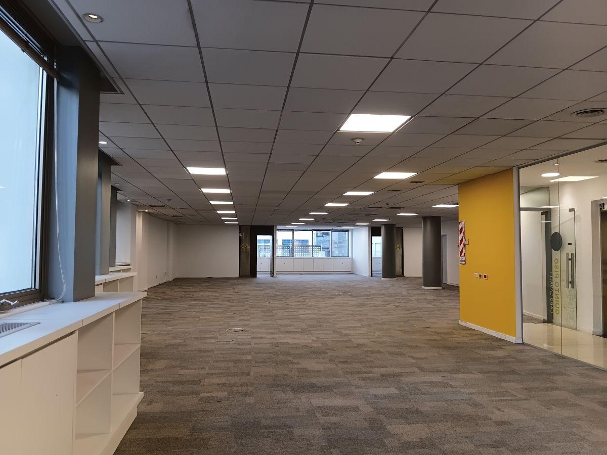 Foto de Oficina de 584 m² en Alquiler | Microcentro | 25 de Mayo 476, imagen 2