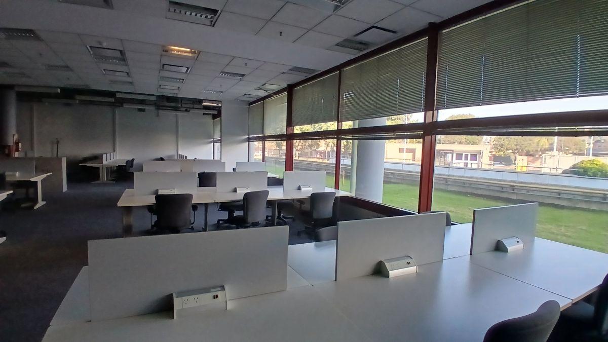 Foto de Oficinas Corporativas en Campus Empresarial | Martínez | 705 m2, imagen 1