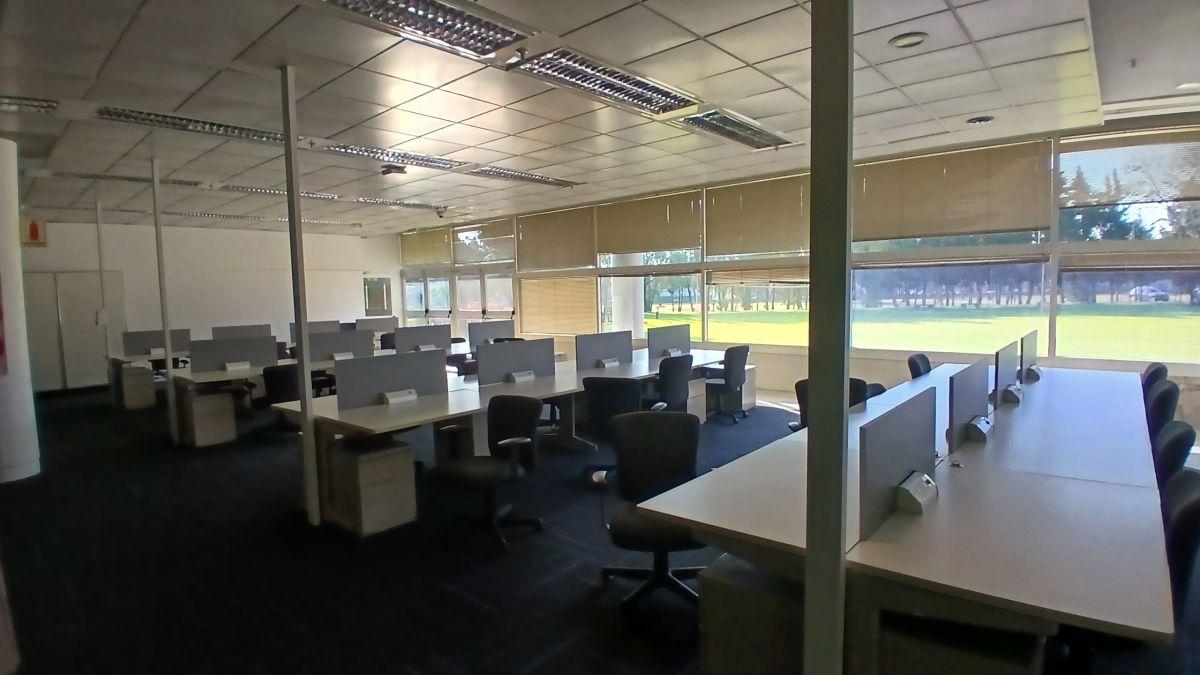 Foto de Oficinas Corporativas en Campus Empresarial | Martínez | 705 m2, imagen 3