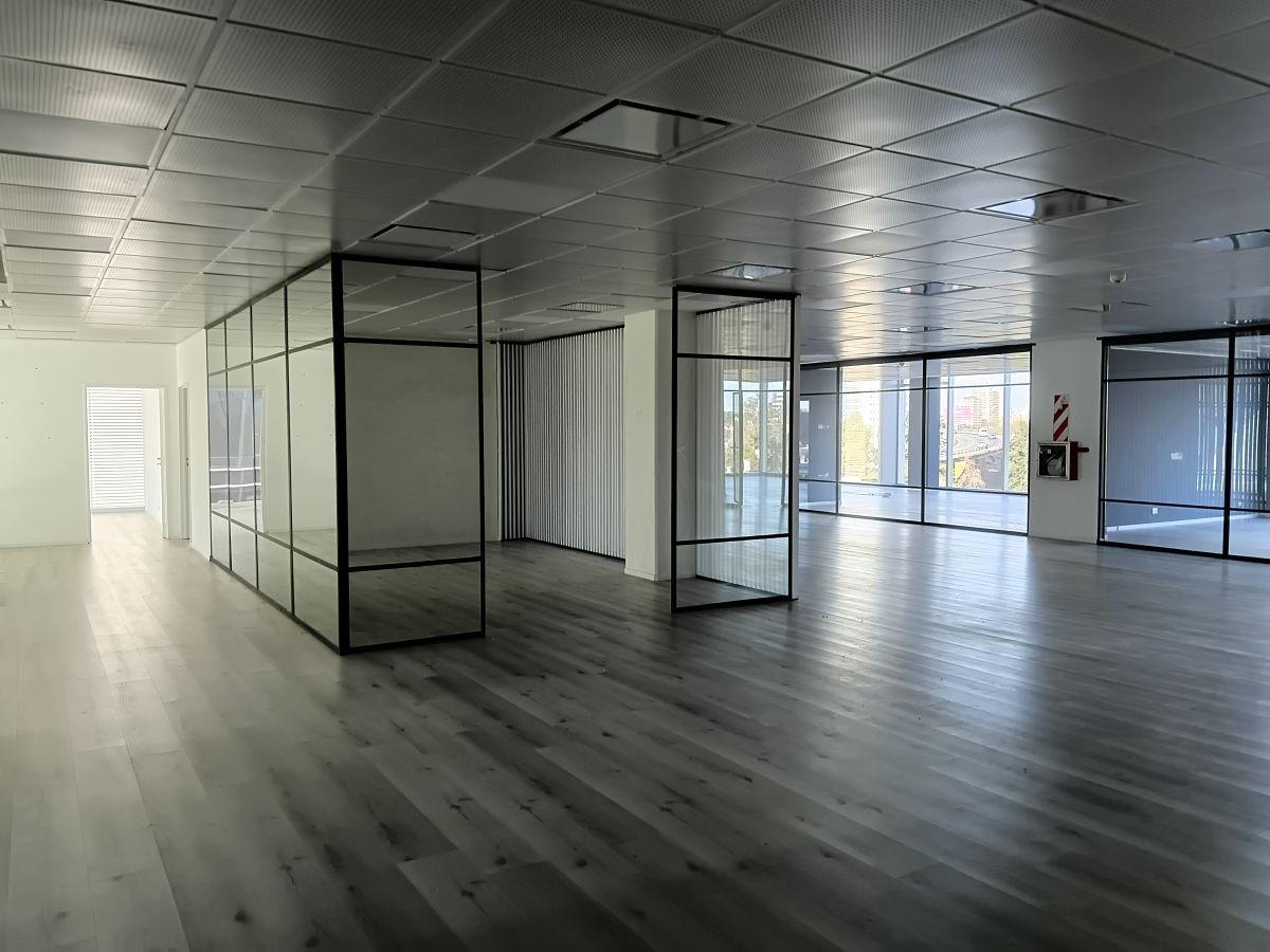 Foto de Oficinas en alquiler | 705 m² | Florida Office Center II, imagen 2