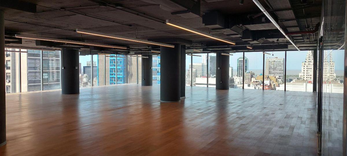Foto de Oficina Corporativa en Alquiler | 2,950 m² en 5 pisos | Torre Odeón, imagen 1