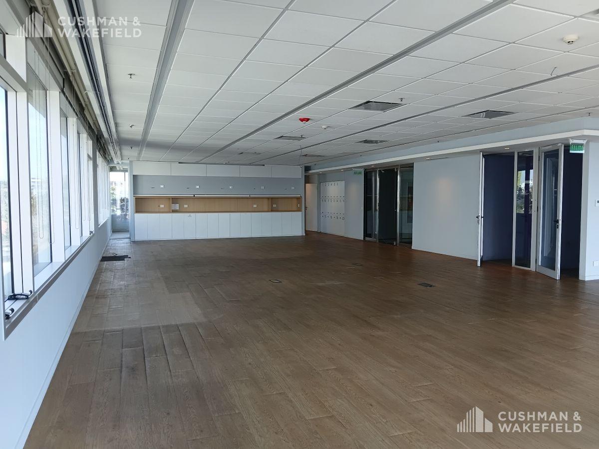 Foto de Oficina en Alquiler | Edificio Proa | 1 Piso de 557 m², imagen 2