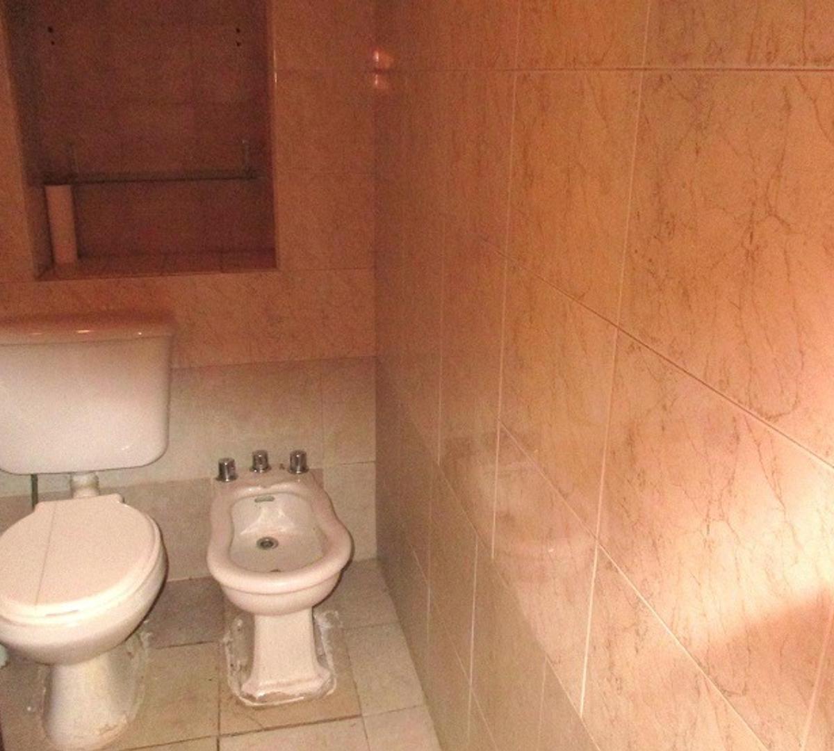 Fte Antig Techos Altos 118 m² Prof o Vivienda 4 Amb 2 Baños 3