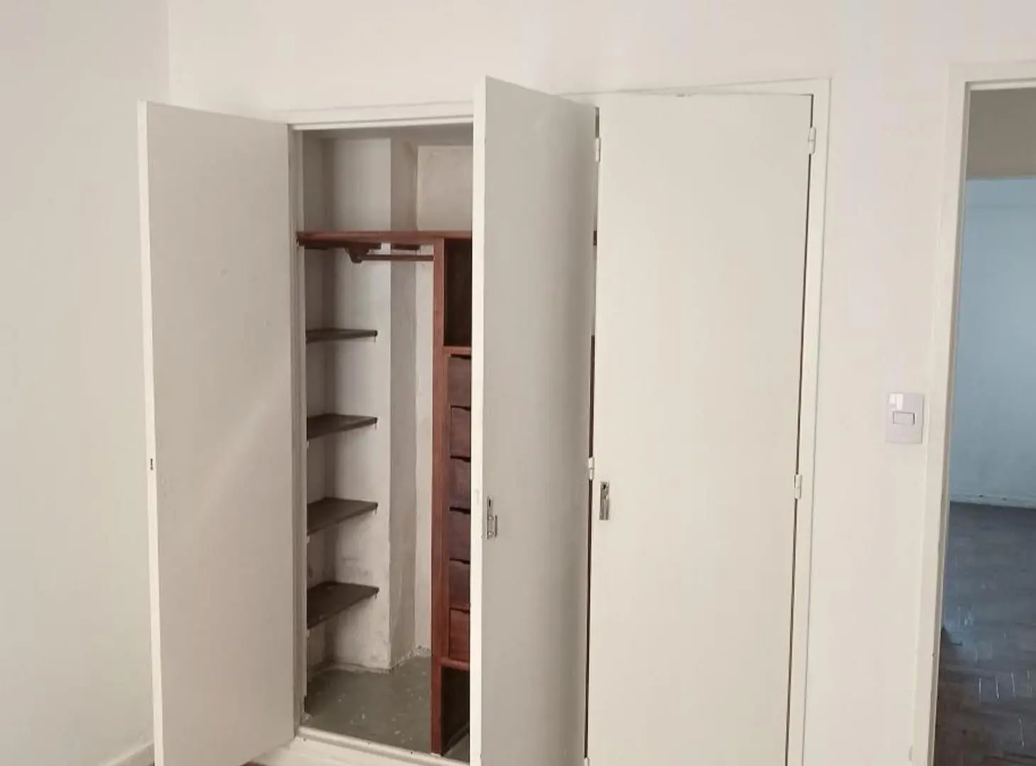 3 ampl amb coch fija baul alto m/lum torre categ bño toil 2