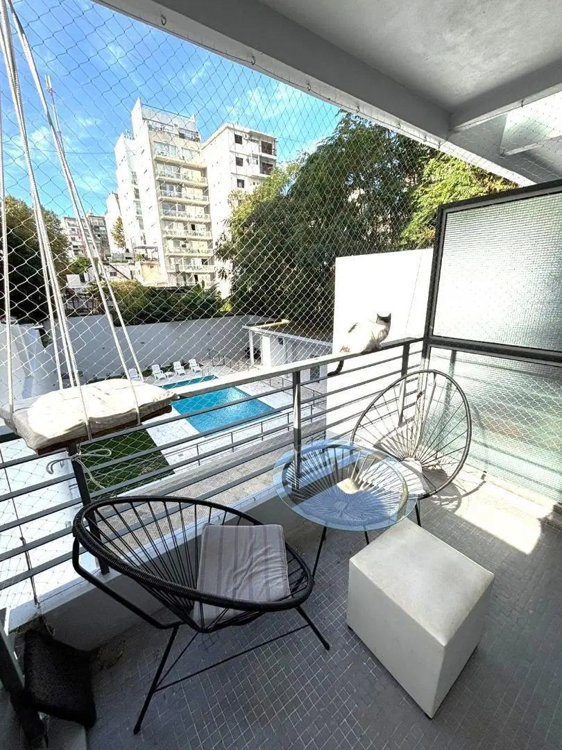 Gran Ambiente dividido a pulmón, bcón baño y toil amenities 2