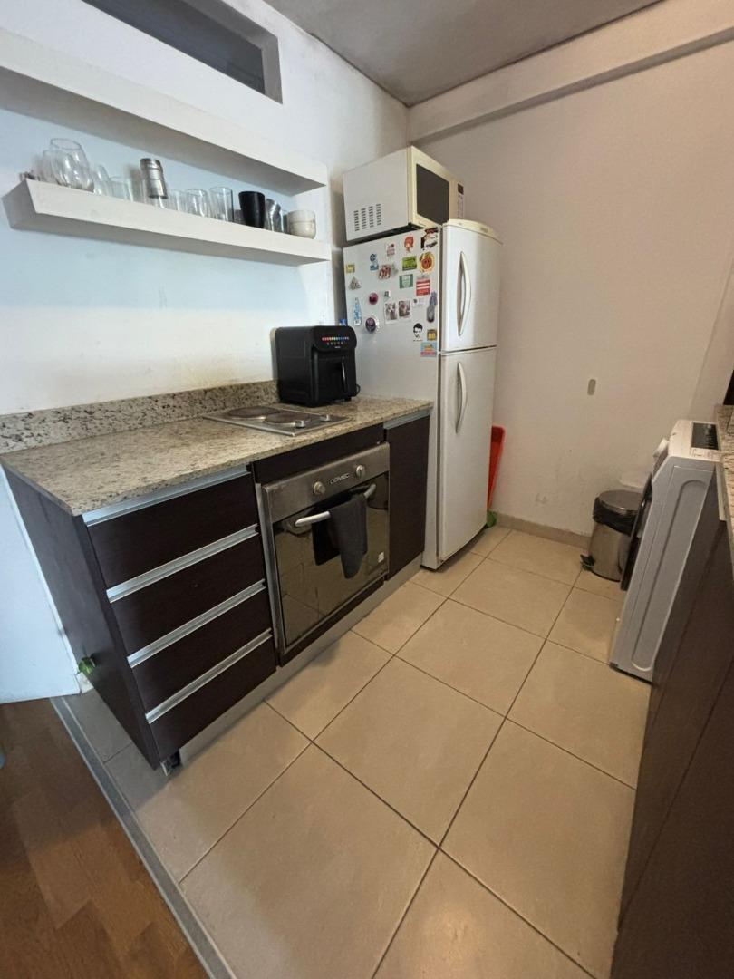 Foto de Gran Ambiente dividido a pulmón, bcón baño y toil amenities, imagen 5