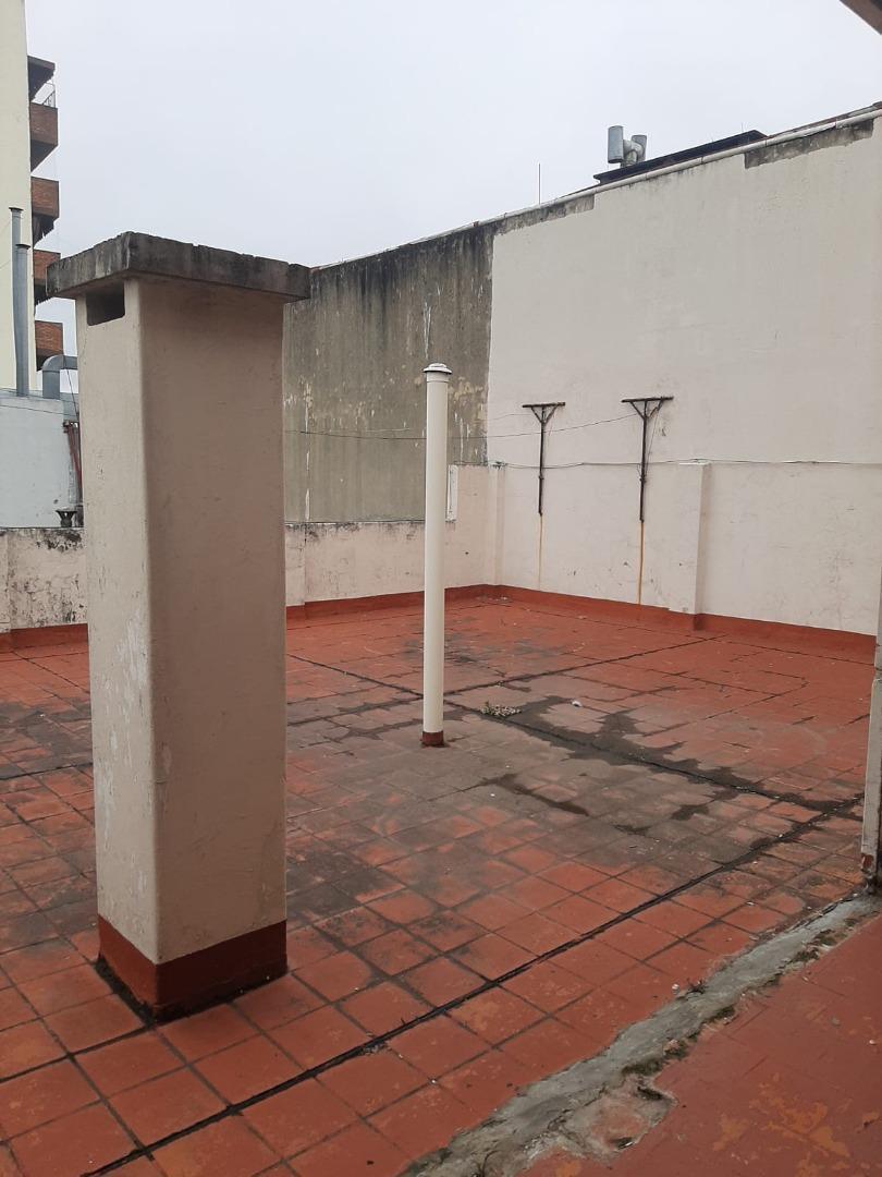 Foto de 4 PH en block a refac s/lote propio de 8,66x33,14 id invers, imagen 5
