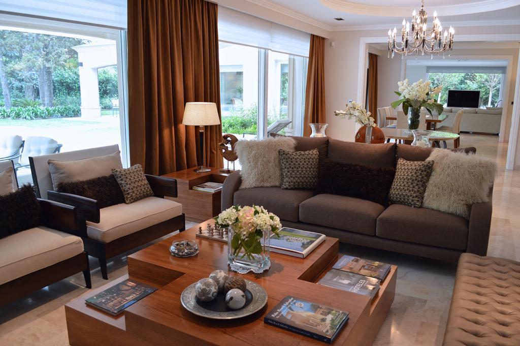 Venta Casa Highland Park Country Club 783 m² Lote 2250 m² U$d 1.900.000. 4