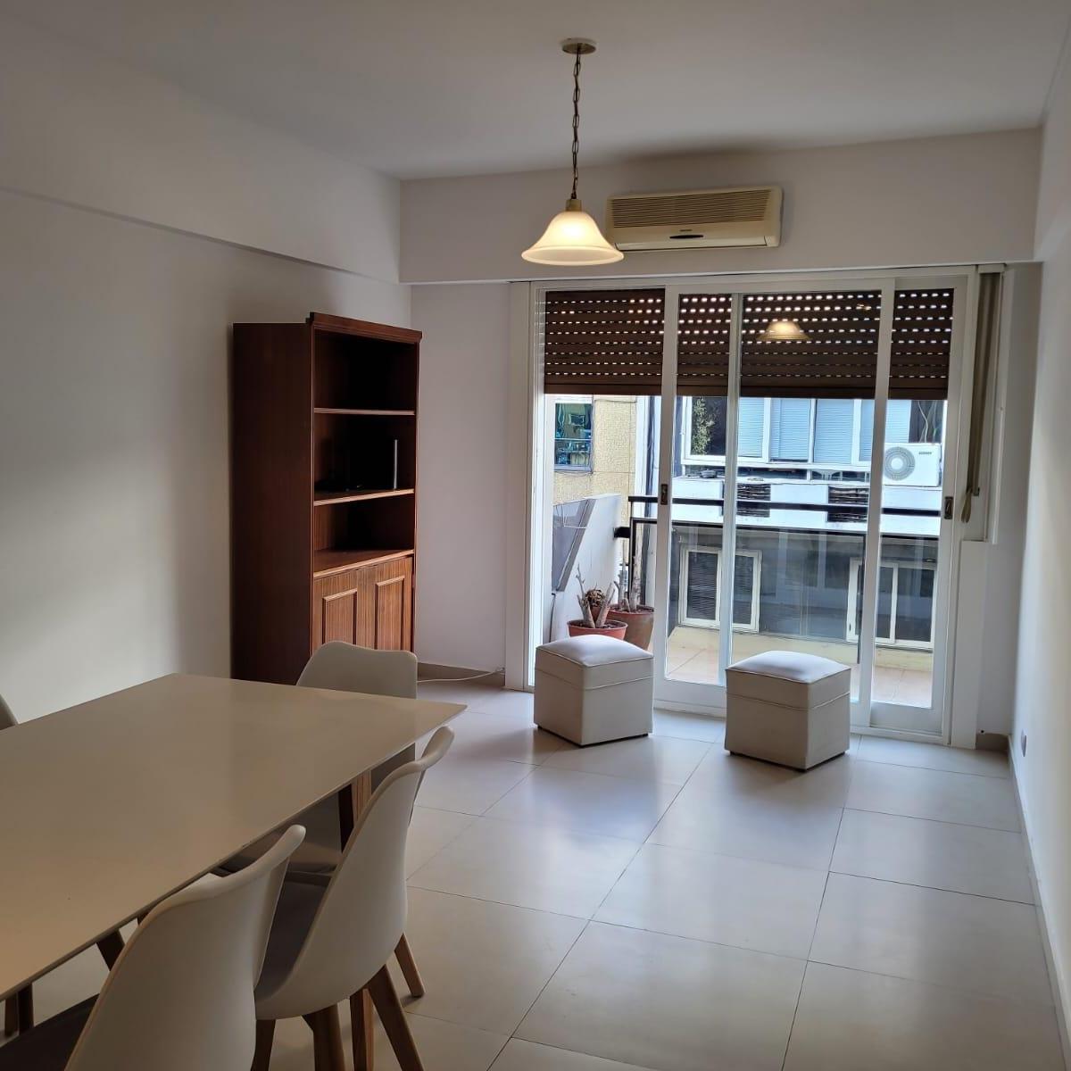 Venta Departamento 2 Ambientes 56 m² Esmeralda 1000 cochera y baulera