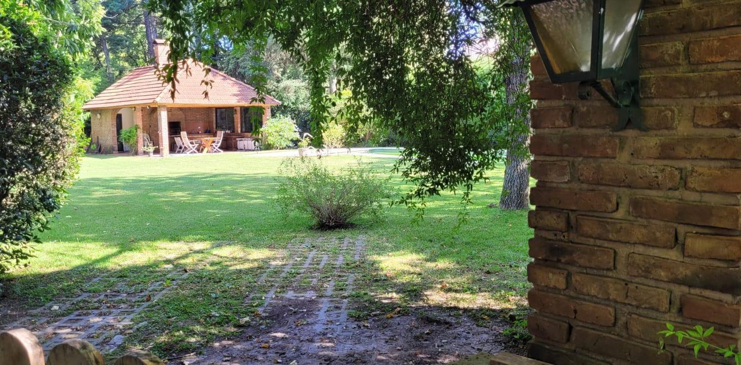 VENTA LOTE CON PILETA Y QUINCHO - Country San Carlos 814m2 - Cul-de-sac central