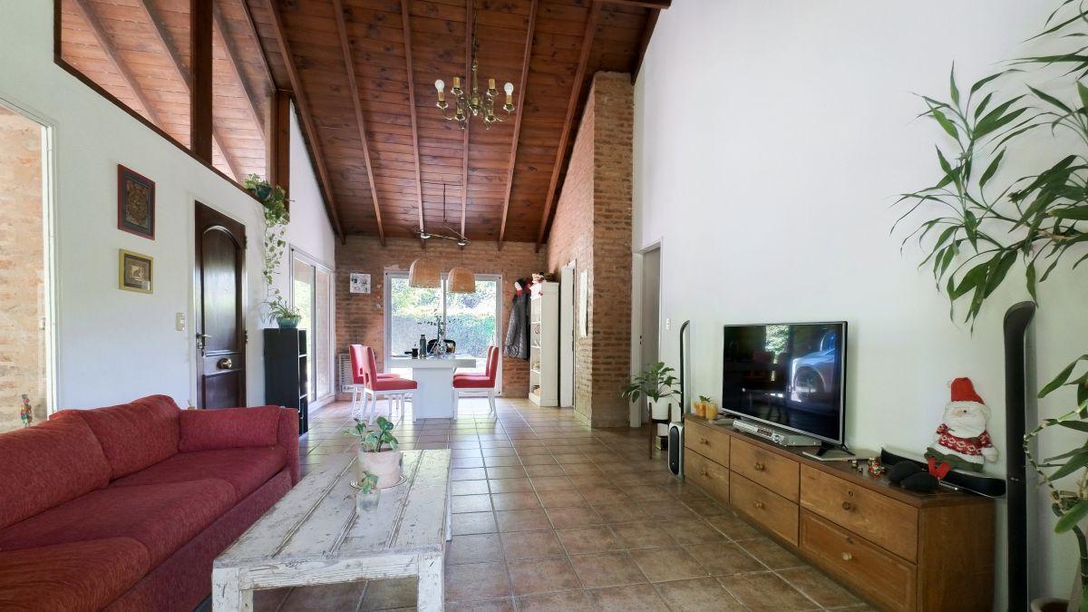 Foto de Venta Casa Country San Carlos Lote Central 870 m² Pileta 2 Dorm. C/dep, imagen 4