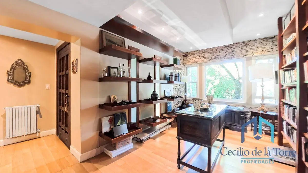 Venta Casa 260m2 Lote central 1350 m² 4 ambientes San Carlos Country Club Financiación 4