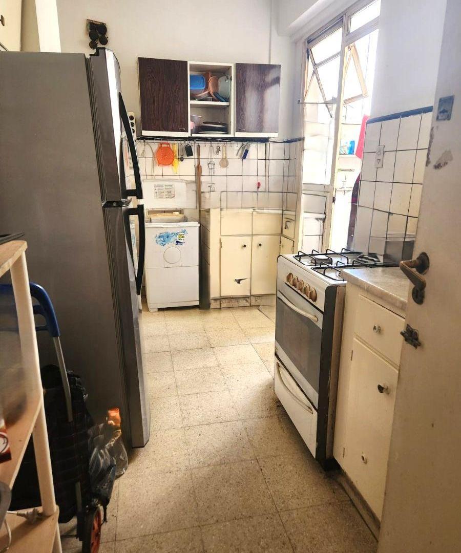 Foto de Venta Departamento Balvanera Balcón terraza A refaccionar 3 ambientes, imagen 3