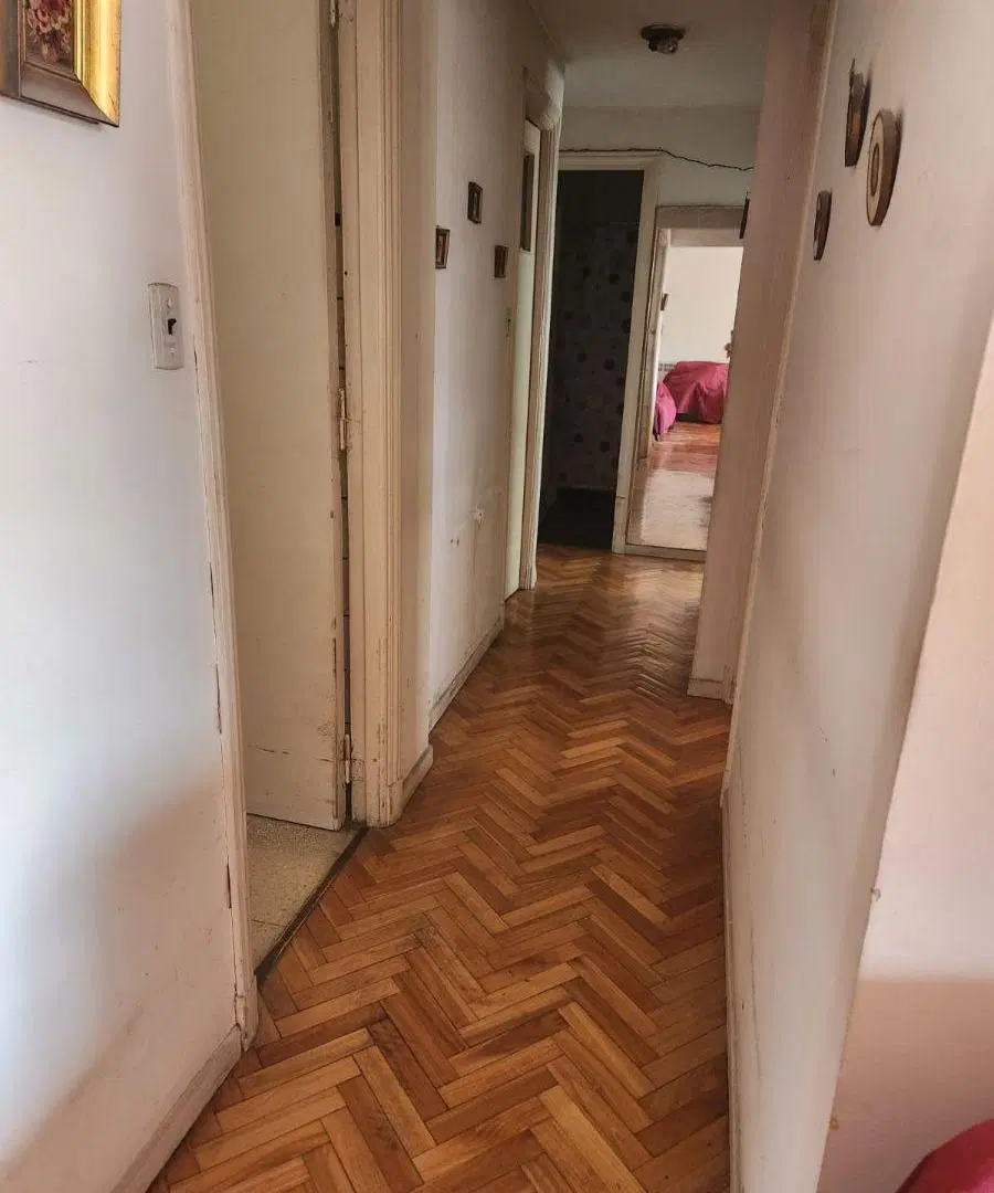 Venta Departamento Balvanera Balcón terraza A refaccionar 3 ambientes con dependencia 5