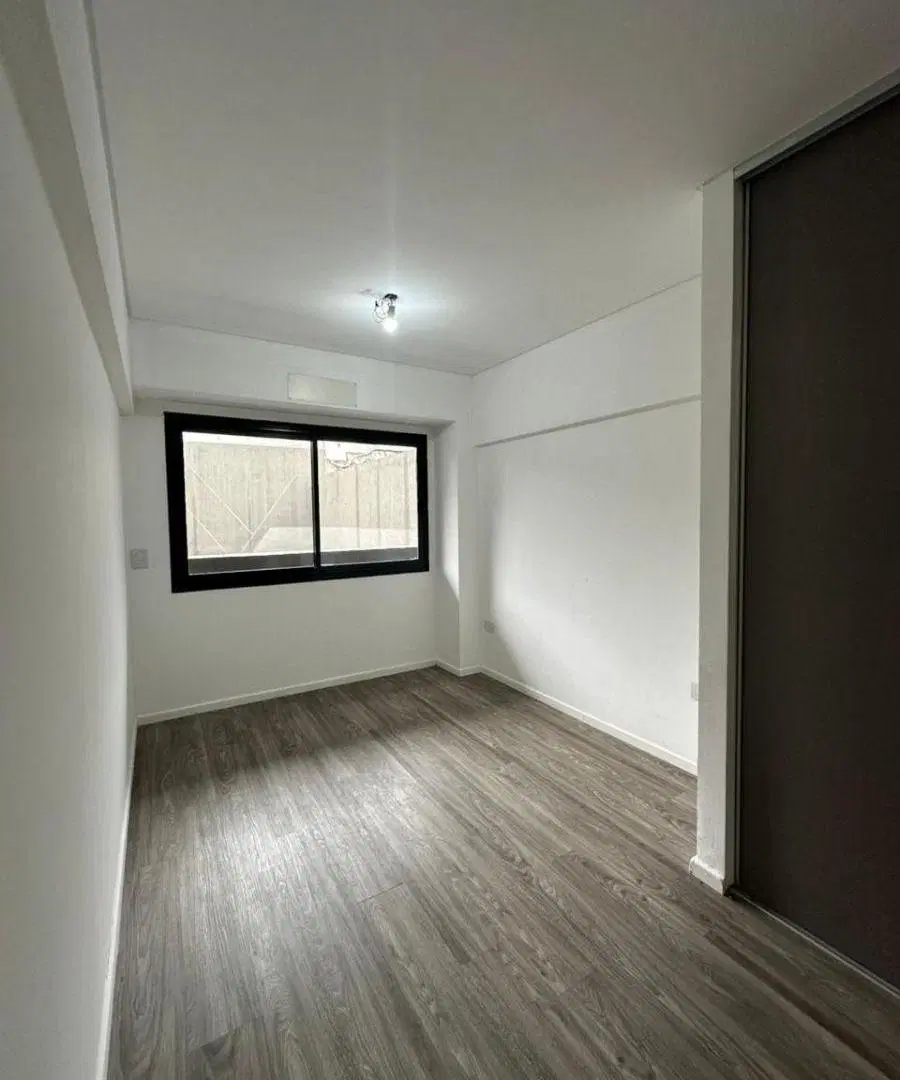 Venta departamento Valle 100 Caballito 2 ambientes 49m2 cochera 2