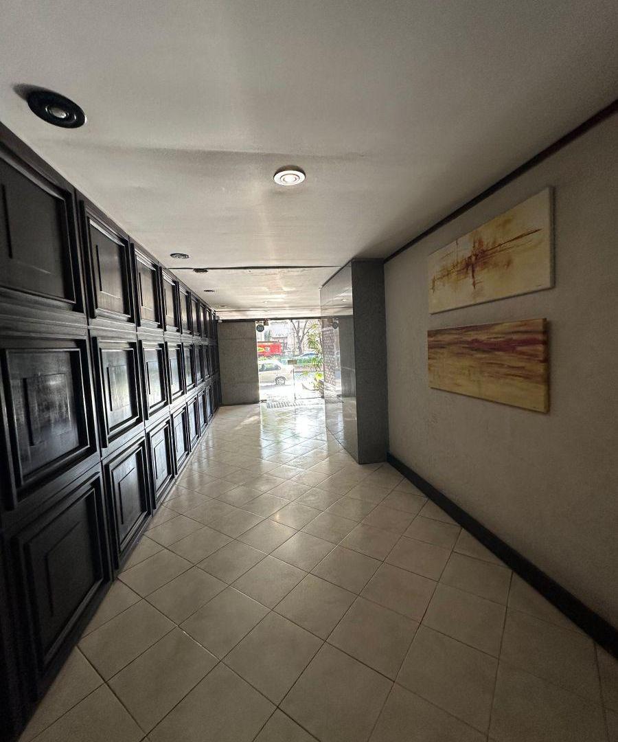 Foto de Venta Departamento 2 ambientes Av. de los Incas 3100 Patio 17m2 Contrafrente silencioso, imagen 2