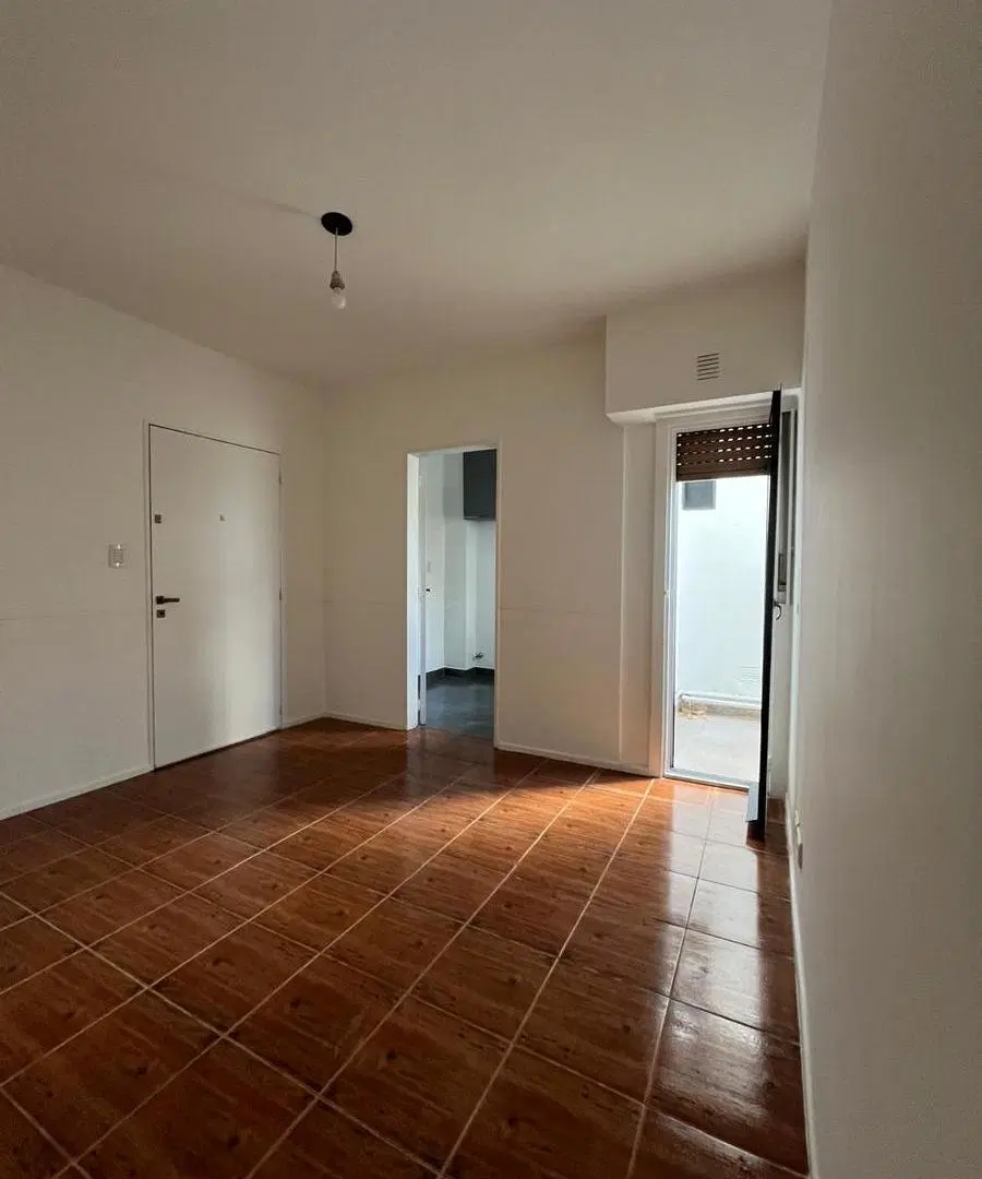 Departamento -Villa Gral. Mitre Dpto. 2 ambientes con patio interno excelente distribución 2