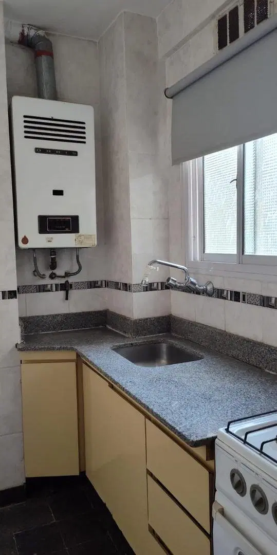 Departamento 2 amb. cocina baño completo lateral luminoso 8