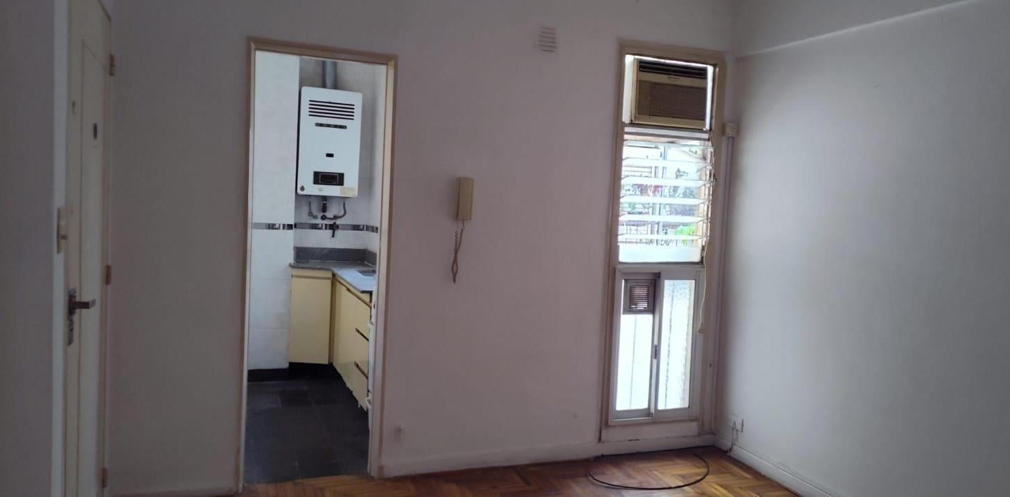 Foto de Departamento 2 amb. cocina baño completo lateral luminoso, imagen 5