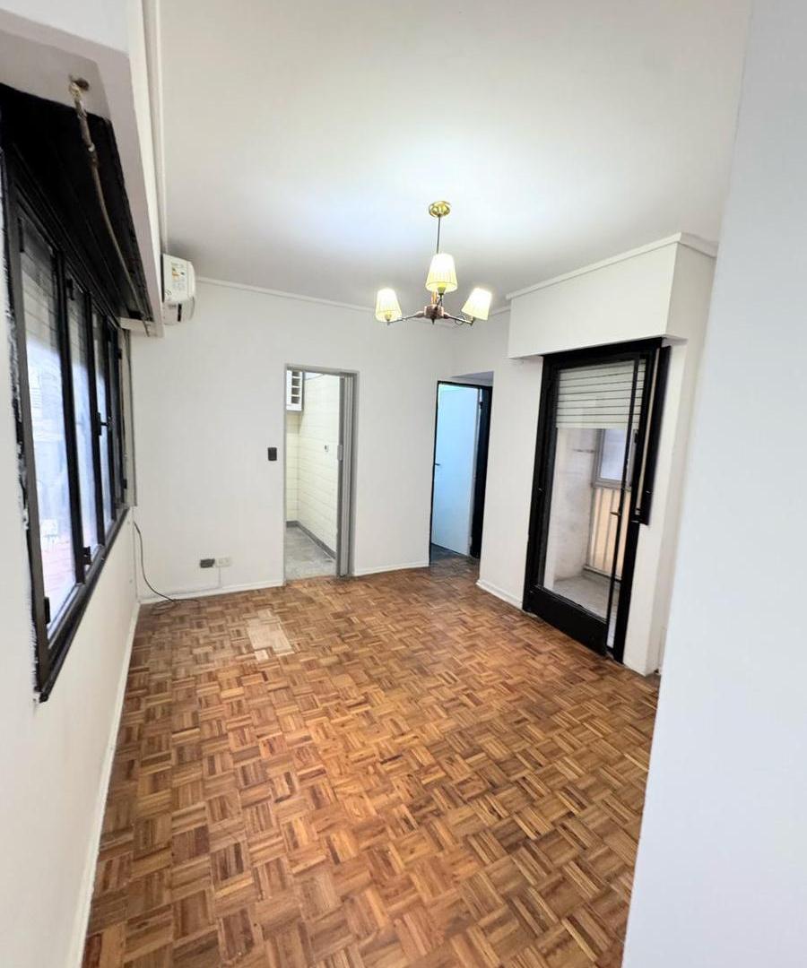 Foto de Imperdible Venta Departamento 2 ambientes muy luminoso y c/lavadero, imagen 3