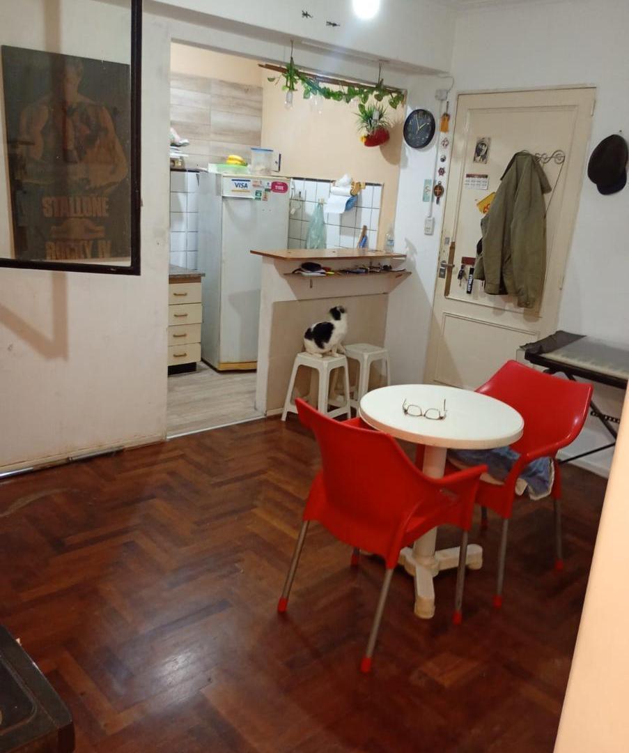 Foto de Depto 1º piso por esc, cocina abierta, inmejorable ubicación!, imagen 2