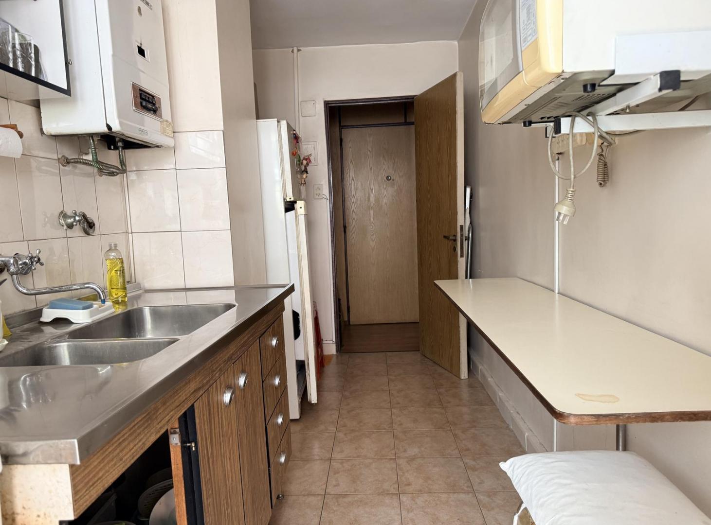 Foto de Departamento 4 ambientes, super luminoso, ambientes amplios, apto, imagen 2