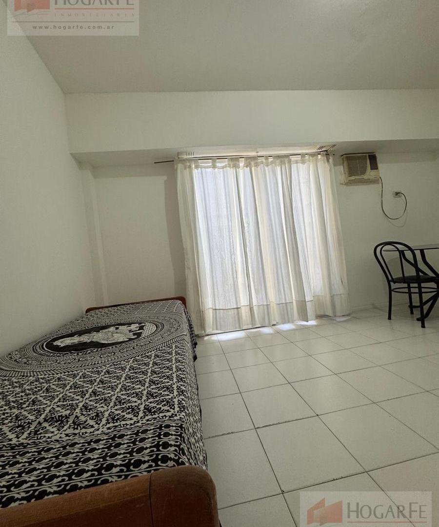 Foto de Venta Departamento de un Ambiente en 3° piso impecable muy luminoso, imagen 1