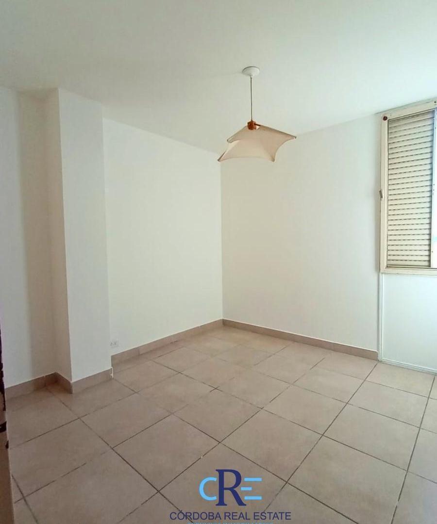 Foto de DEPARTAMENTO EN VENTA- AVENIDA CASTRO BARROS 2 DORMITORIOS, imagen 3