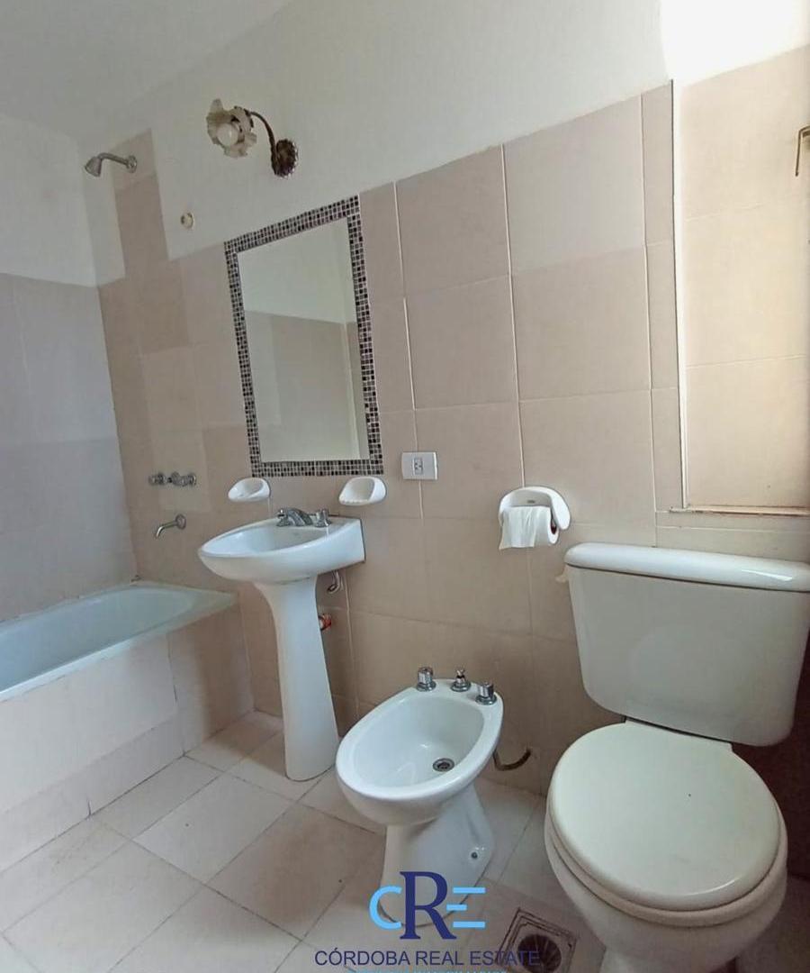 Foto de DEPARTAMENTO EN VENTA- AVENIDA CASTRO BARROS 2 DORMITORIOS, imagen 4