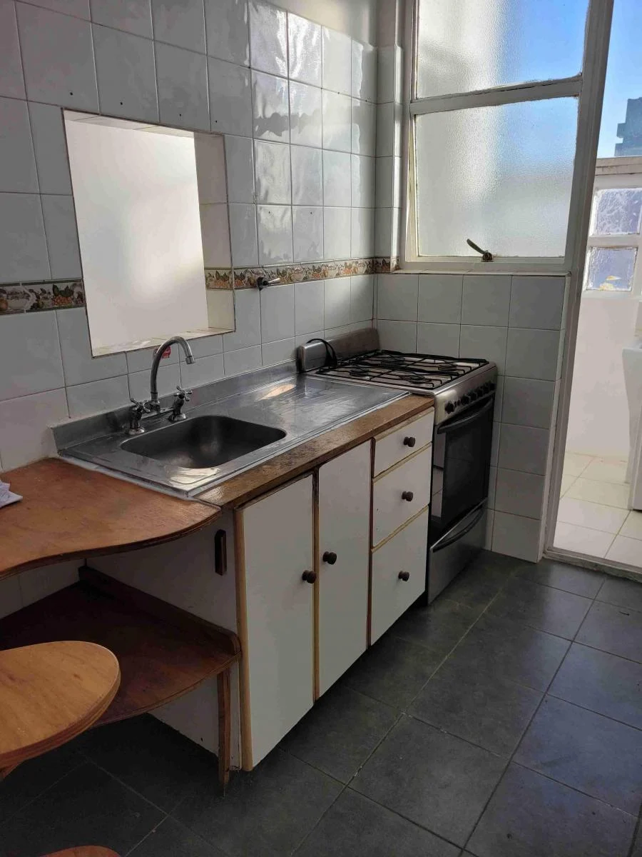 Departamento. 2 Dorm. C/ Dependencia. Luminoso. Vista. 1