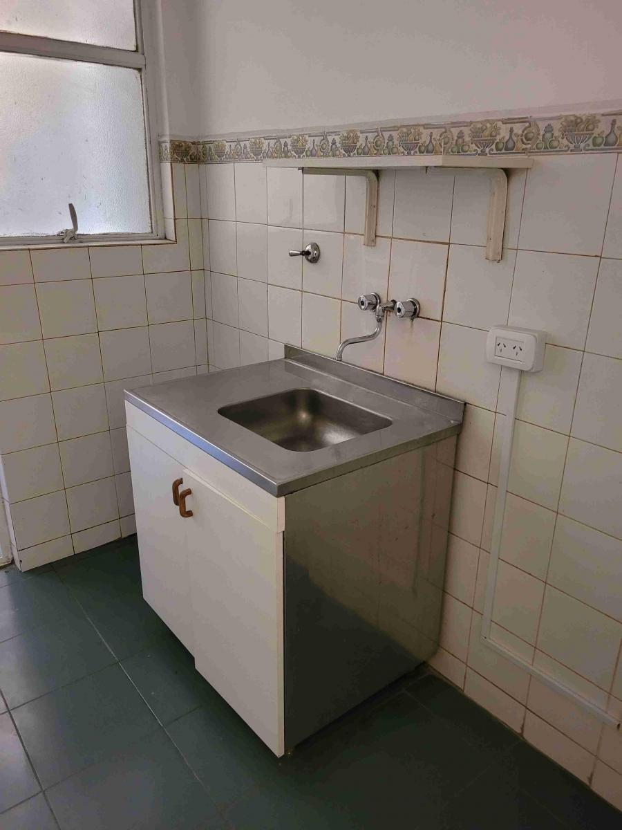 Departamento. 2 Dorm. C/ Dependencia. Amplio. 2
