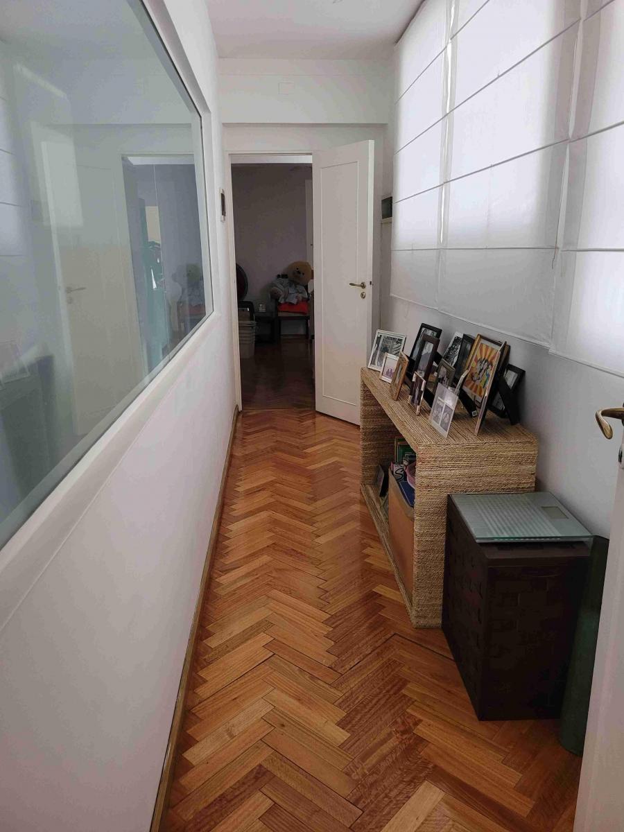 Piso Alto. Luz y Sol. 4 Dorm.. 4 Baños. 1 Suite. Cochera. Balcones. 3