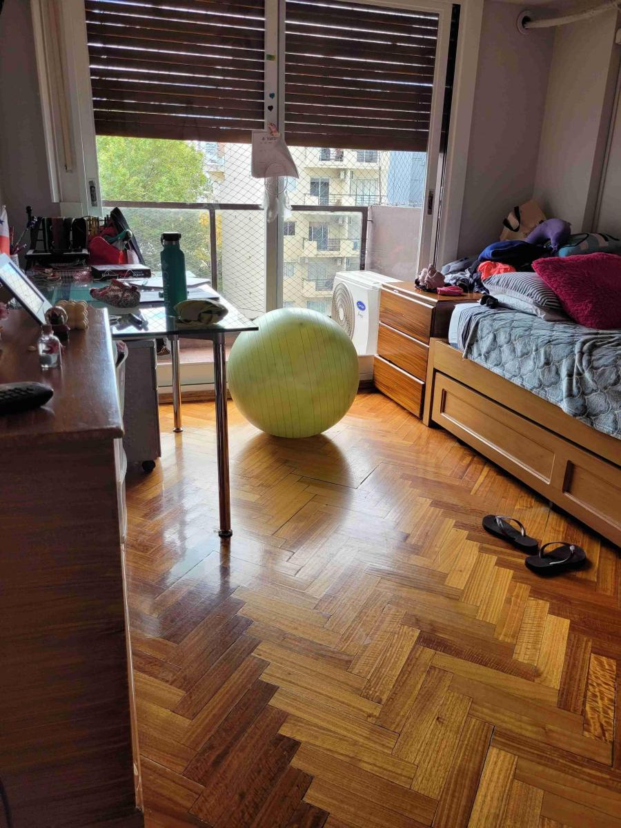 Piso Alto. Luz y Sol. 4 Dorm.. 4 Baños. 1 Suite. Cochera. Balcones. 1