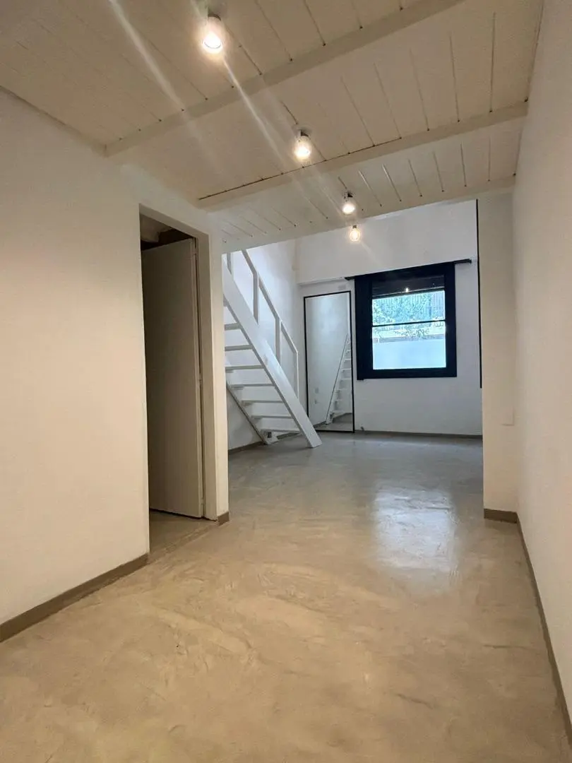 Arenales y Uriburu - Ambiente + Entrepiso - Barrio Norte 2