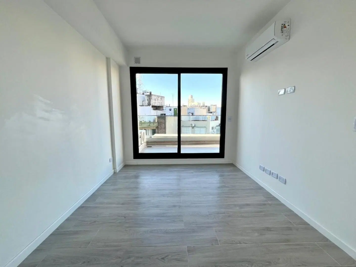 Departamento 3 ambientes con balcón terraza, Guatemala 4222 3