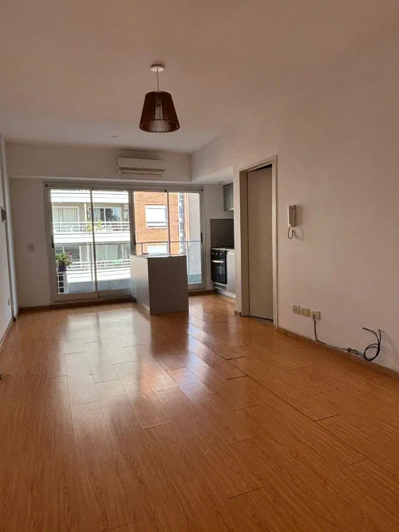 Departamento 2 ambientes con excelente ubicación 1