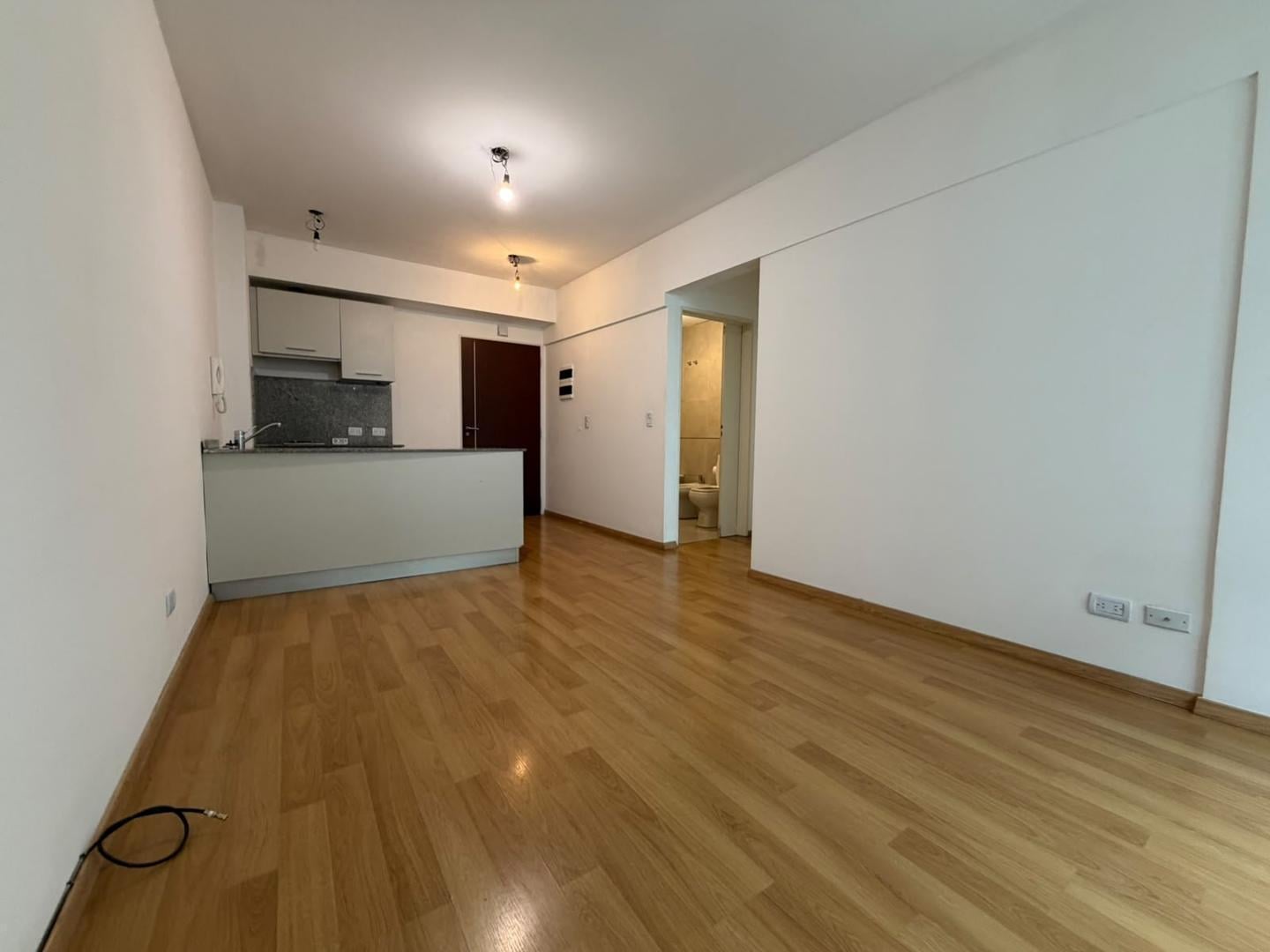 Foto de 2 AMBIENTES EL ALQUILER - APTO PROFESIONAL - Caballito, imagen 4
