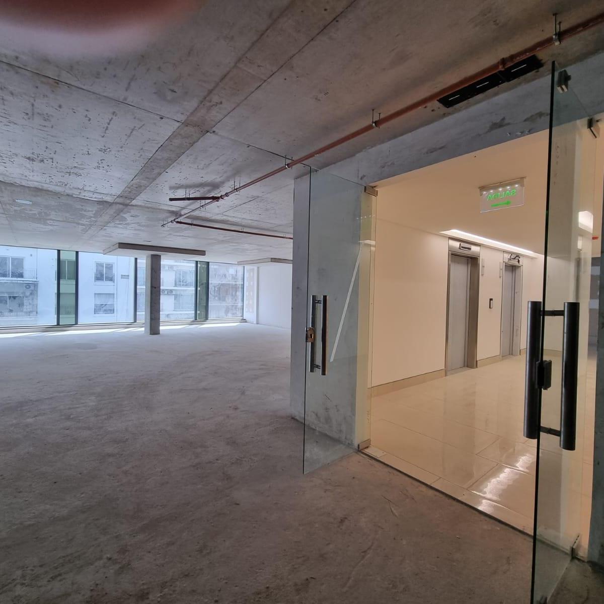 Foto de Venta o Alquiler 355m2 - 2 cocheras - Edificio AAA - Av Callao y Av, imagen 2