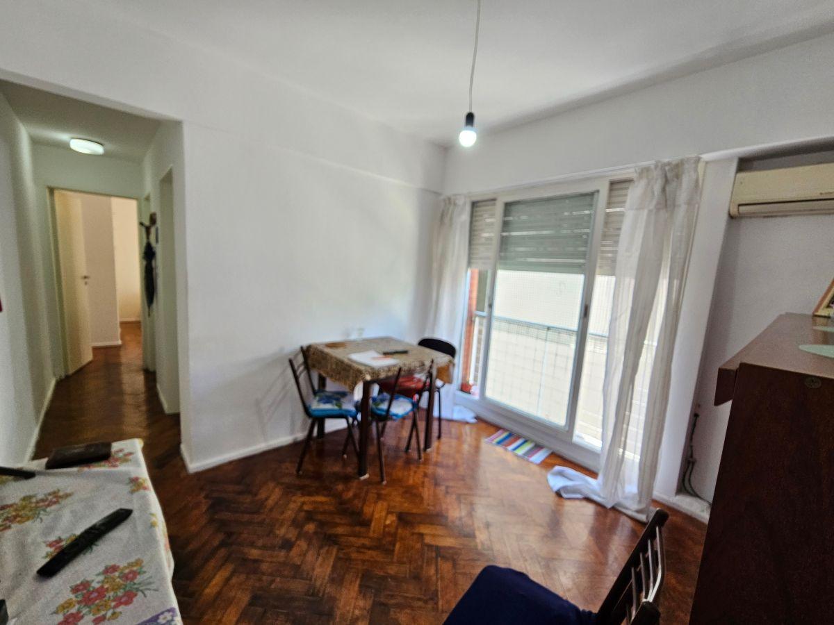Foto de Súper Luminoso - Recoleta: 2 Amb. Piso Alto, Baño, Cocina y Lavadero, imagen 1