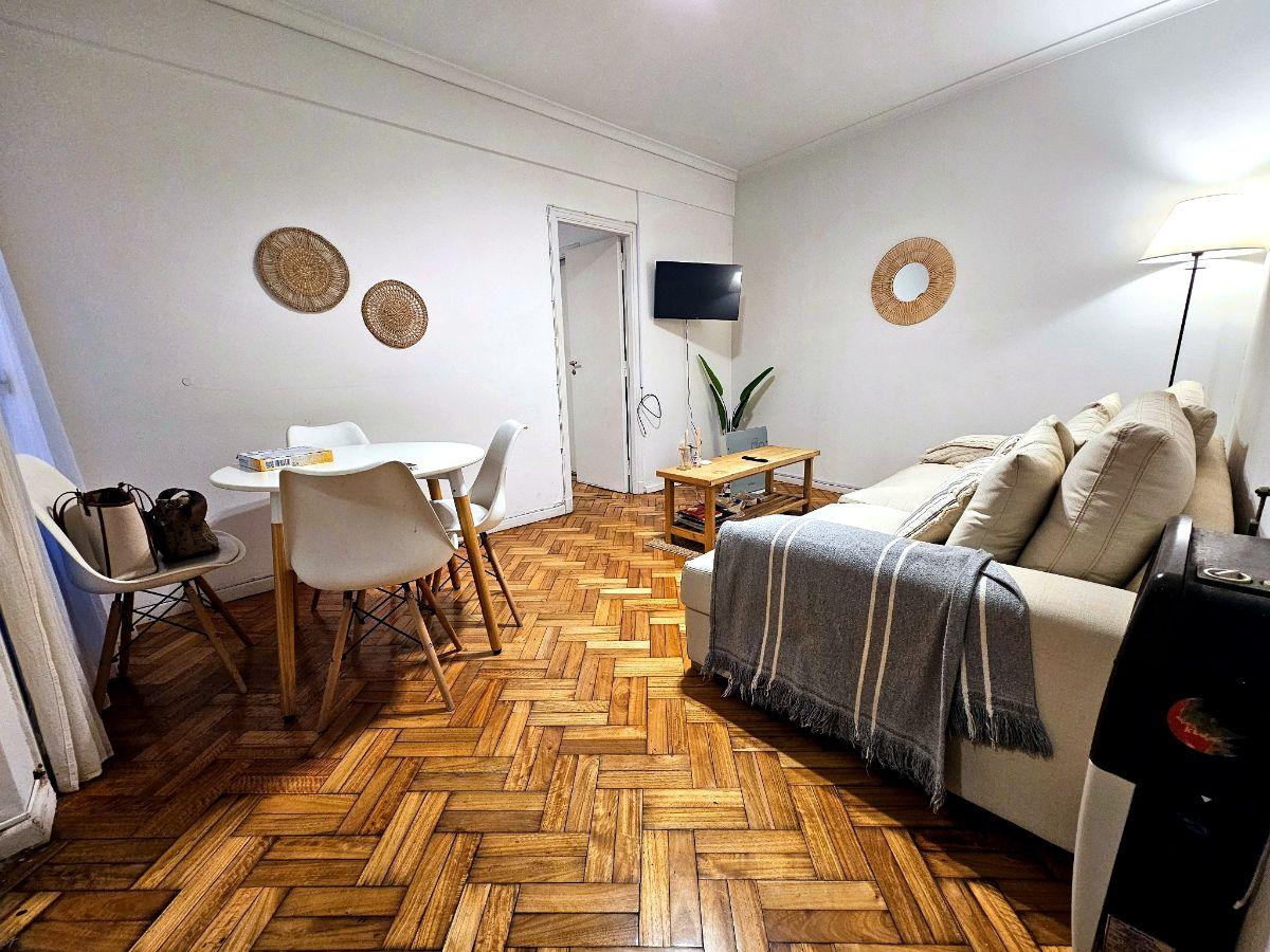 Foto de Departamento de 2 Ambientes | Coronel Díaz, a pasos del Parque Las Heras y Av. del Libertador, imagen 1