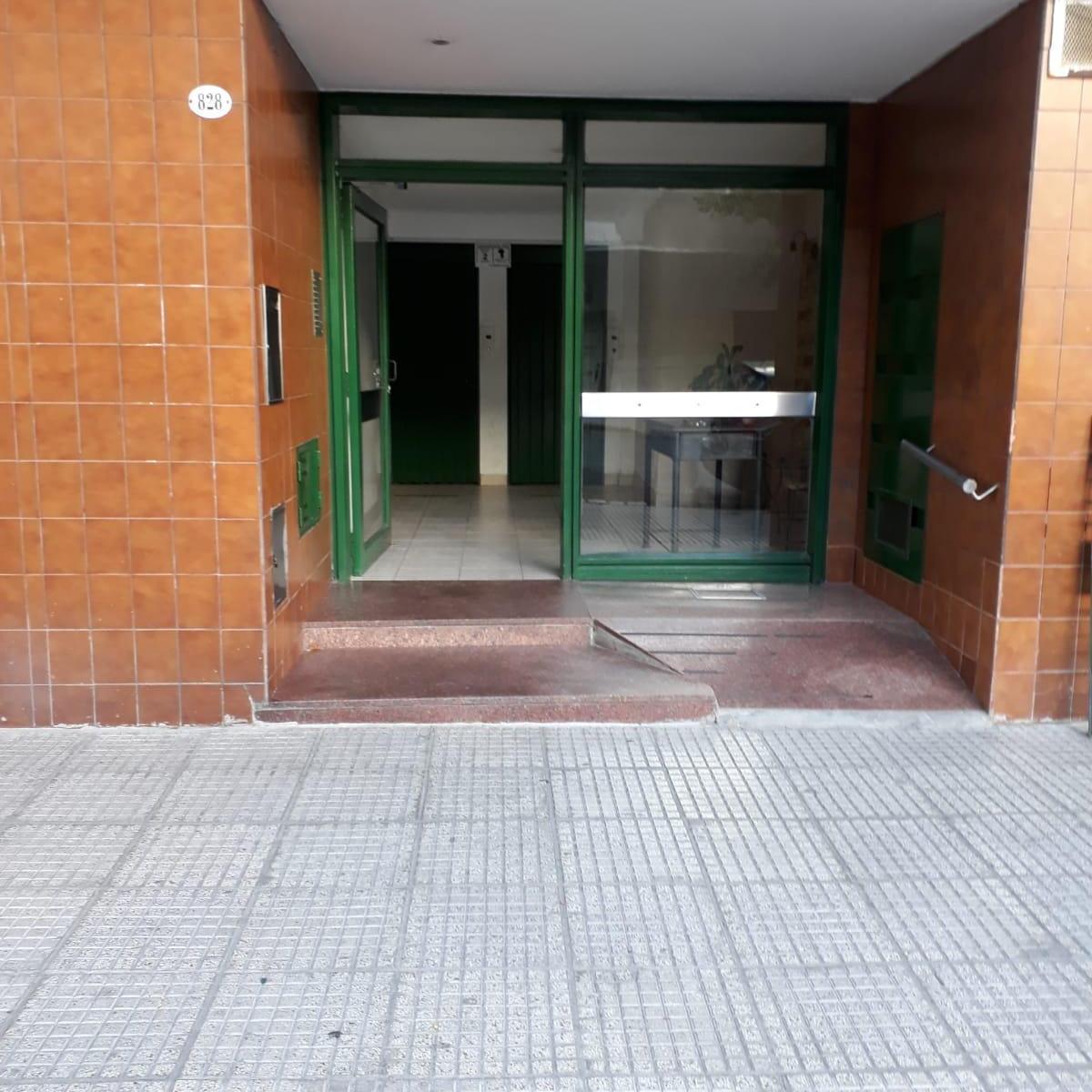 VENTA 3 AMB. RETASADO!!! imperdible!!.-1 PISO AL FRENTE POR ASCENSOR....