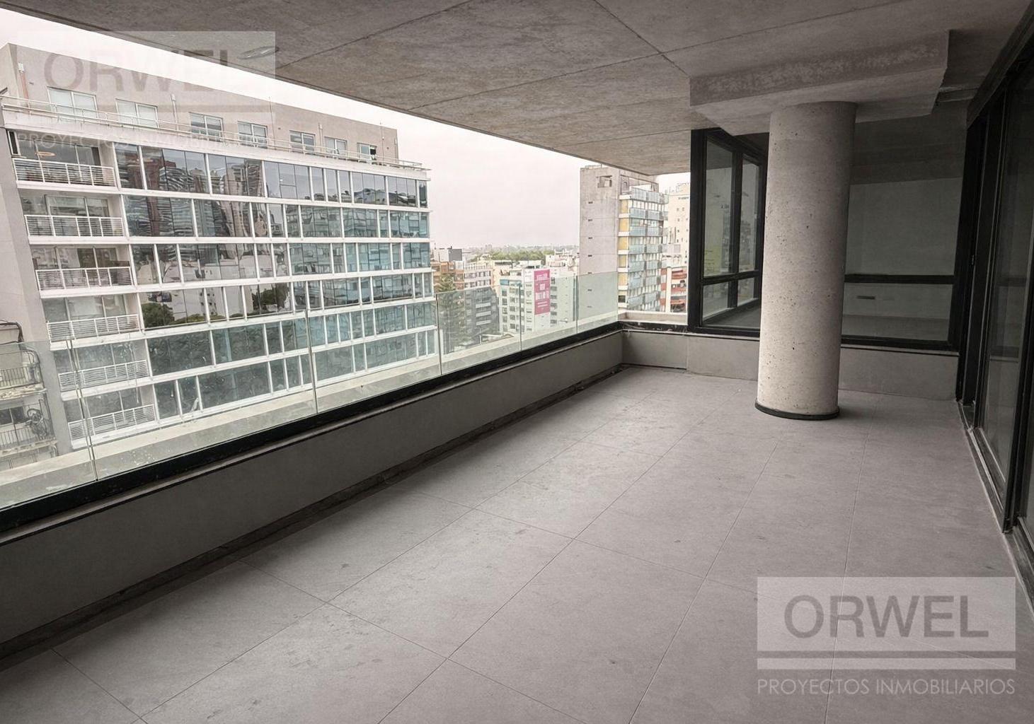 Oficina en Venta o ALQUILER en Belgrano. Seguridad. Cochera. Balcon