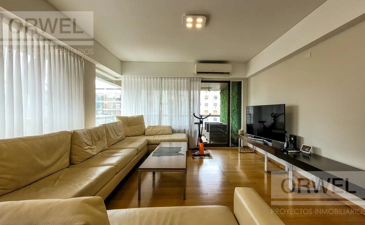 Departamento en Alquiler Amoblado 4 dormitorios y 2 cocheras. Belgrano 5