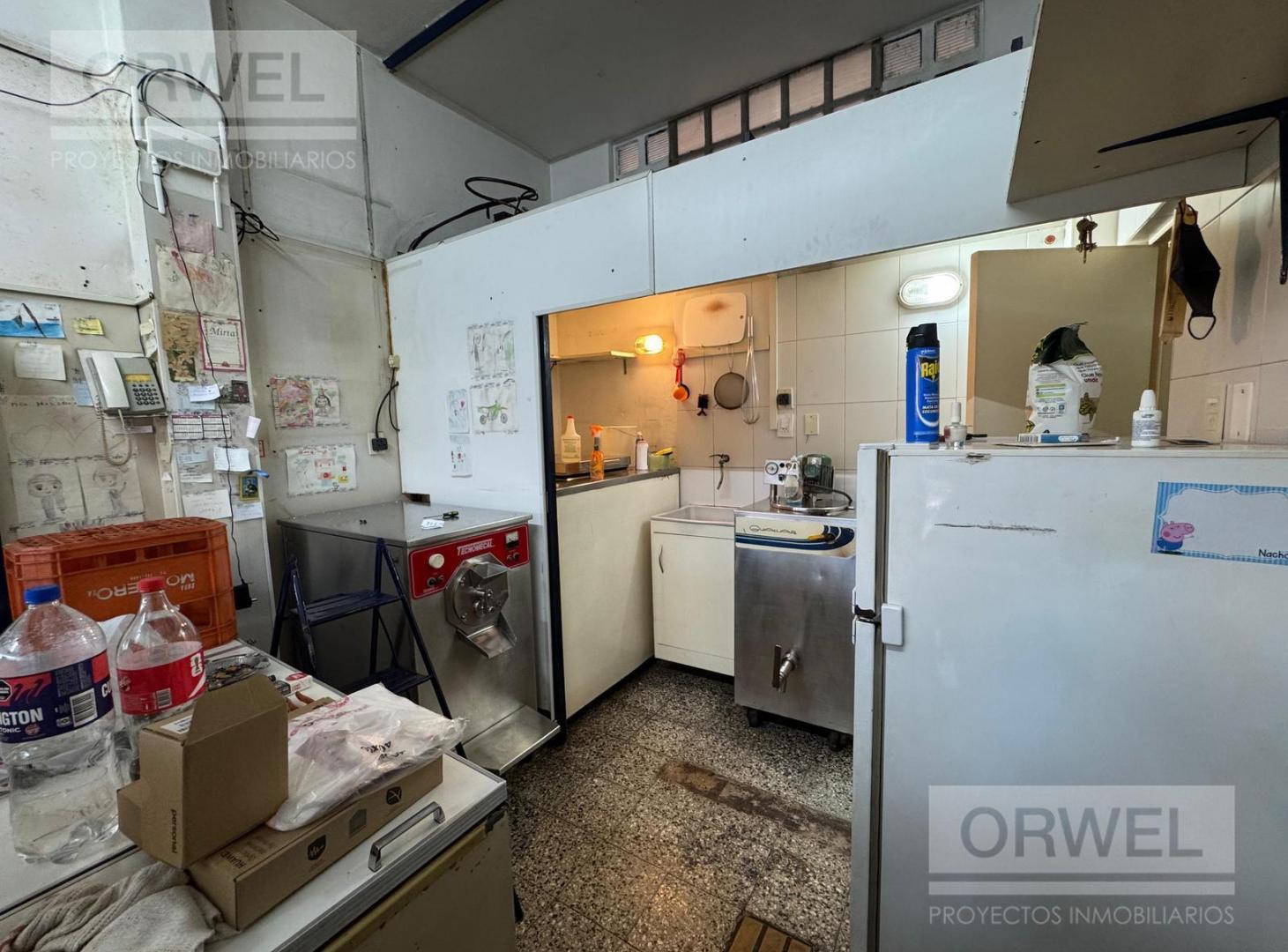Foto de Local Comercial en Olivos – Excelente Ubicación y Gran Potencial, imagen 4