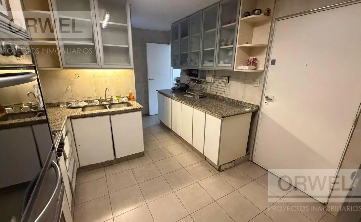DEPARTAMENTO 5 AMBIENTES EN VENTA CON COCHERA 4
