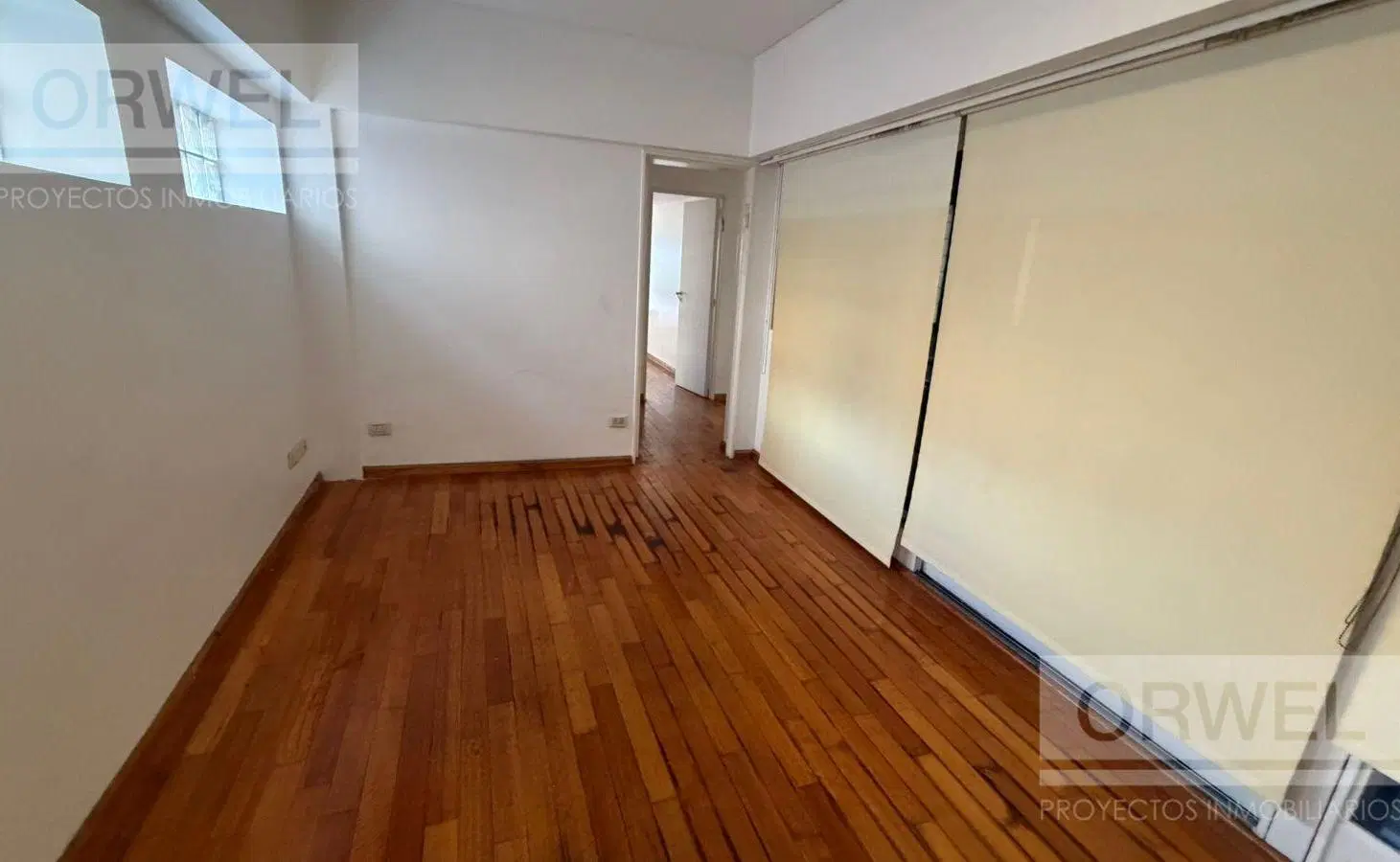 DEPARTAMENTO 5 AMBIENTES EN VENTA CON COCHERA 2